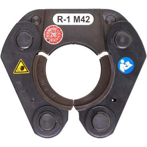 M Jaws (J18)4932430255--Hero_1_HiRes.jpg